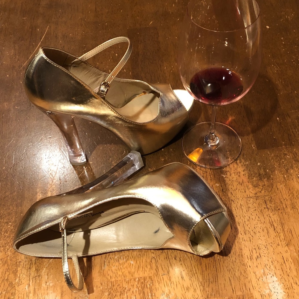 Wild Diva Gold Clear Heel PumpsSz 7.5 EUC - Picture 8 of 8